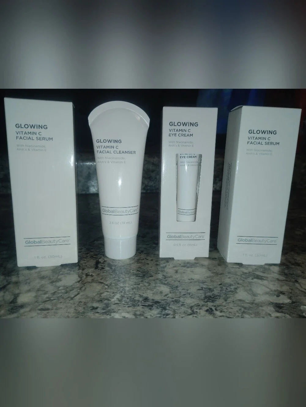 Glowing Vitamin C Facial Cleanser - White - GlobalBeautyCare 4 Piece Set New